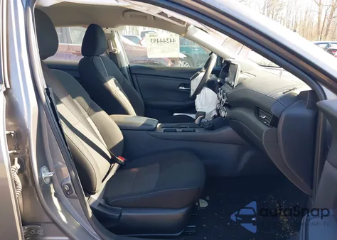 2024 Nissan Sentra Sv Xtronic Cvt z USA, uszkodzony, nr VIN 3N1AB8CV0RY298138